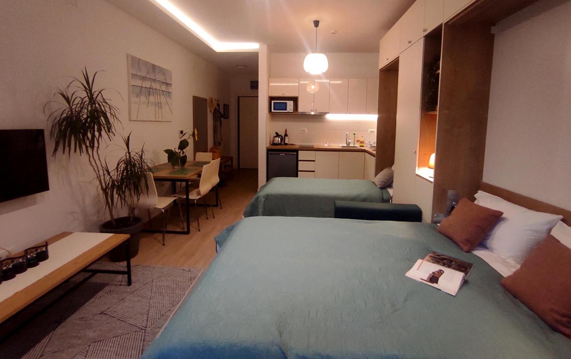 Cozy Nest, 350M To Beach, Free Parking, Wi-Fi Kotor Buitenkant foto