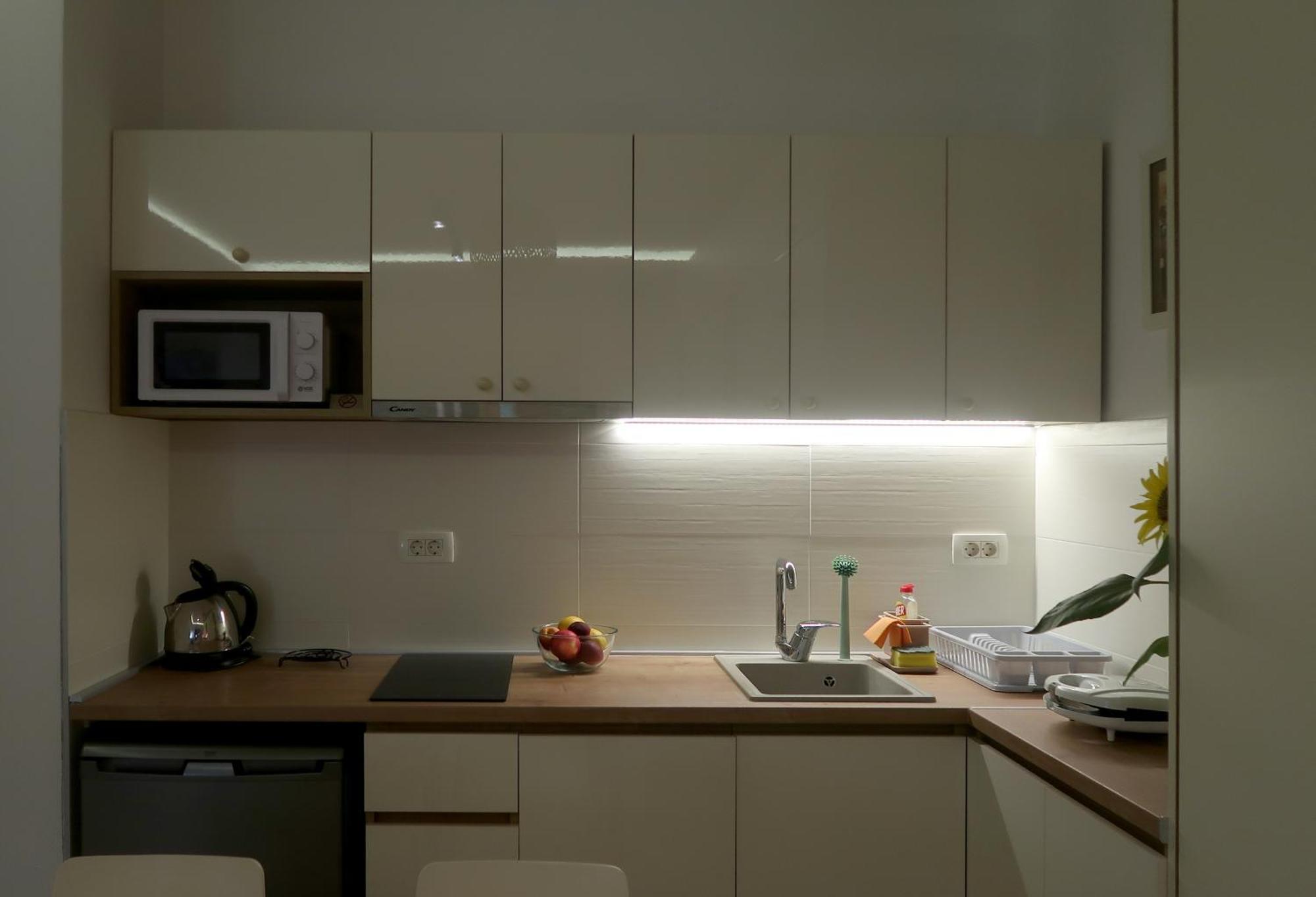 Cozy Nest, 350M To Beach, Free Parking, Wi-Fi Kotor Buitenkant foto